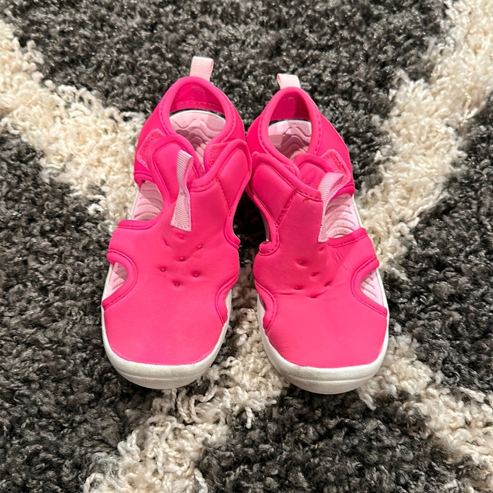 CAT & JACK-water shoes